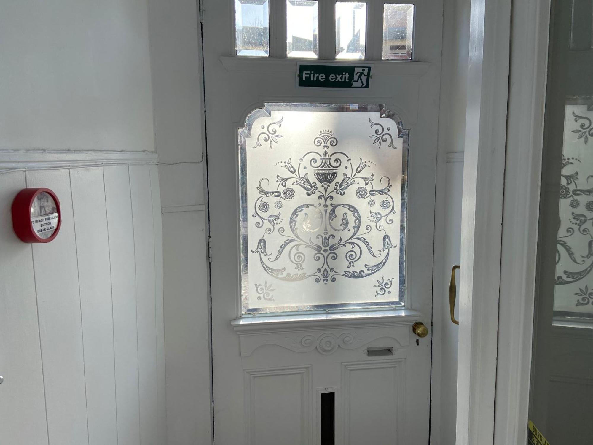 Deluxe Three Bed Bnb In Henley-On-Thames Near Station River & Town Centre Exterior foto